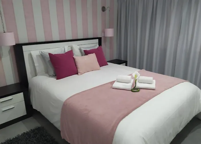 Casa Do Terraco * נאזרה