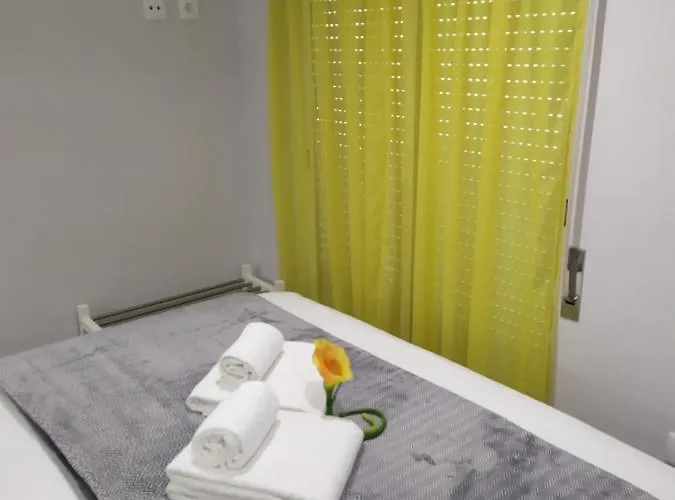 Casa Do Terraco * נאזרה